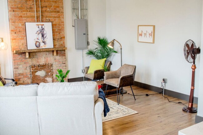 1424 Pleasant St unit ID1056038P, Cincinnati, OH 45202 - photo 3