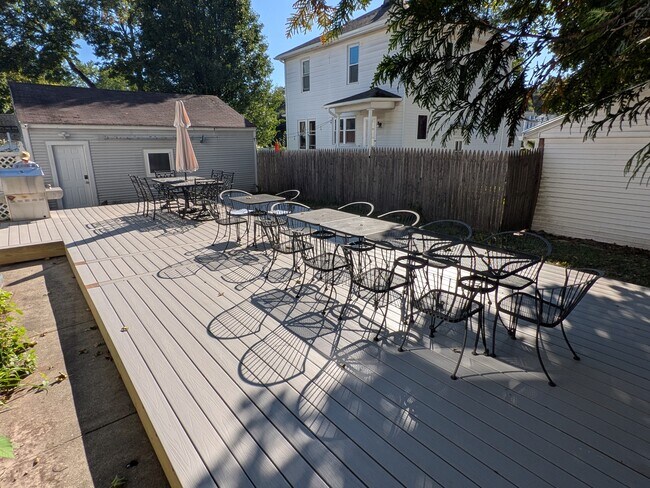 1857 Northampton St unit Holyoke, Northampton, Holyoke, MA 01040 - photo 4