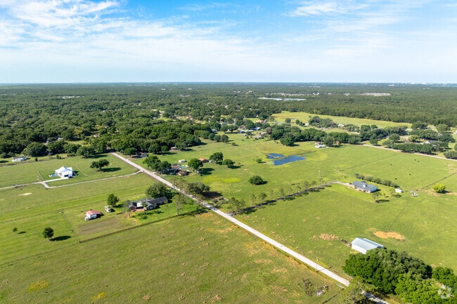 Between Auburndale and Tenoroc Public Use Area, Hamptons is a quiet residential community.