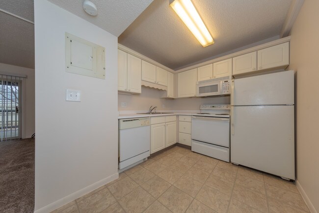 Arbor Grove Lorain, Lorain, OH 44055 - photo 3