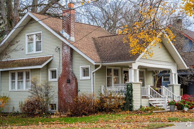 Bungalow homes give Loomis its warmth and charm.