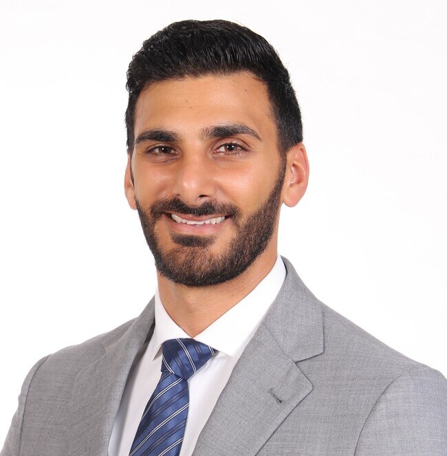 Agent Photo