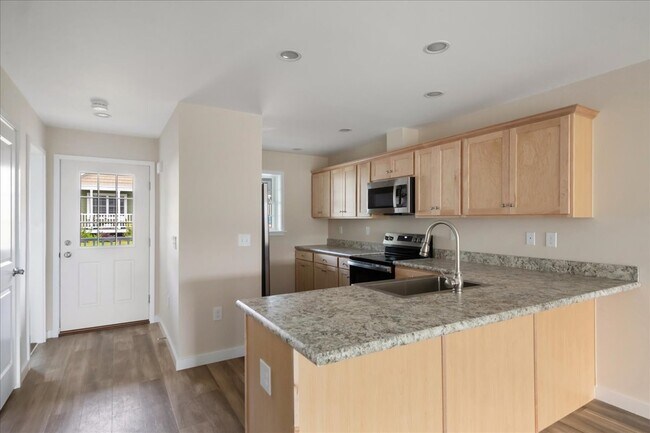 14 Payton Ln unit 14 Payton Lane, Barre, VT 05641 - photo 5