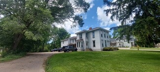 140 S Prince St Unit 140 Lower, Whitewater, WI 53190