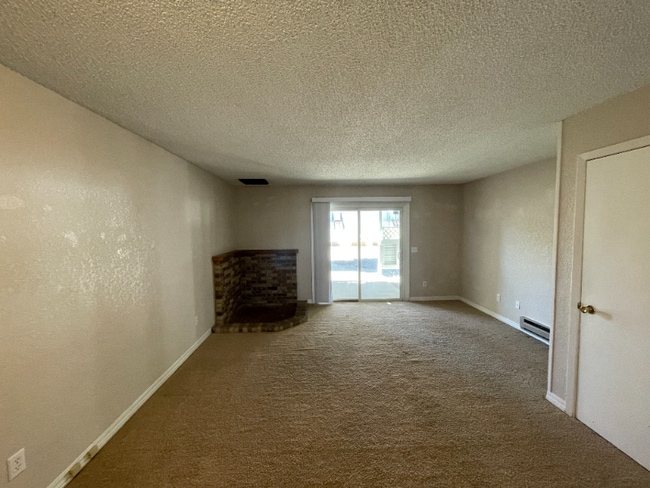 2058 Clubhouse Way unit 1, Billings, MT 59105 - photo 3