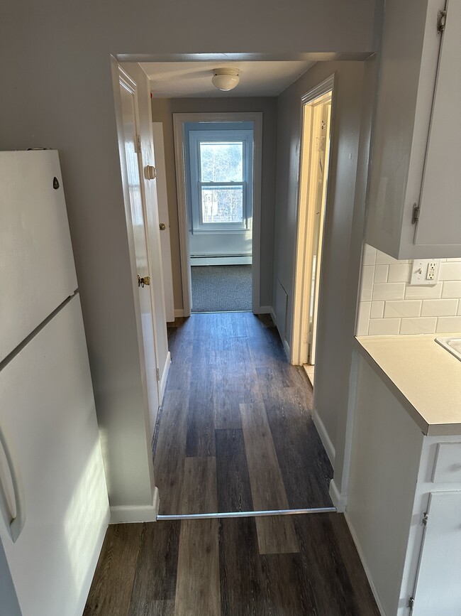 30 Spring St unit Up, Vernon Rockville, CT 06066 - photo 4