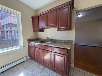 310 Edgewood Ave Unit 4, New Haven, CT 06511