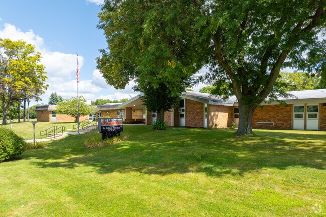 McIntosh Elementary School is located in Rockford, IL.