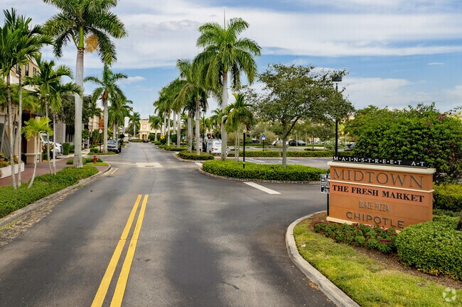 Various retail options are available at Midtown near the PGA Resort Community neighborhood.