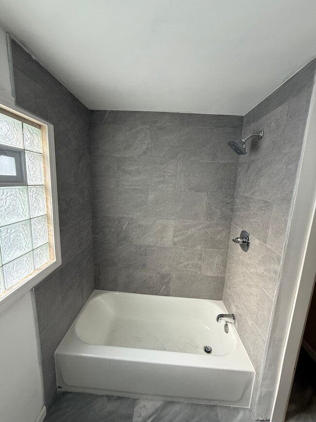 6514 W Carmen Ave unit 6514 w Carmen st, Milwaukee, WI 53218 - photo 3