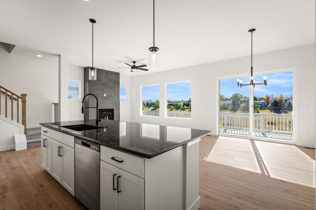 4575 Peak Crest View, Colorado Springs, CO 80923 - photo 7