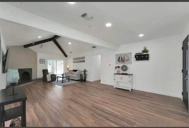 2926 Forest Hills Ln unit ID1323137P, Richardson, TX 75080 - photo 2