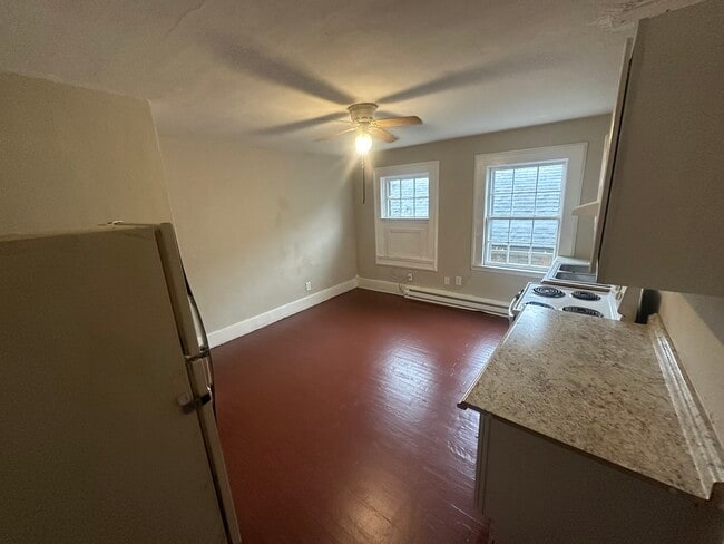 342 Holmes St unit 4, Frankfort, KY 40601 - photo 4