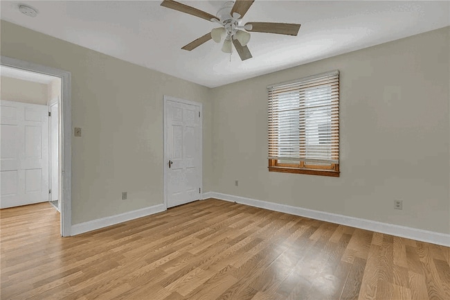 1736 Pierce St, Aliquippa, PA 15001 - photo 3