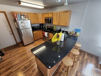 818 Brown St, Ann Arbor, MI 48104