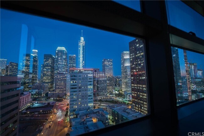 1100 Wilshire unit 2106, Los Angeles, CA 90017 - photo 5