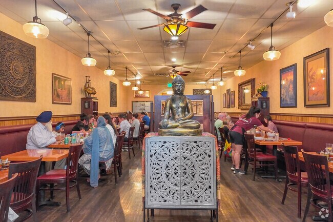 Locals dine at Cocodine Thai Cuisine in California Park neighborhood, Chico.