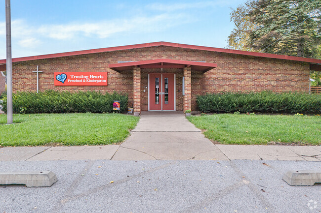 Palos Lutheran School offers customizable programs to fit the needs of your child.