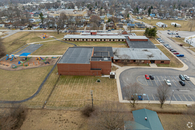 Laura Hose Elementary School receives a grade of B+ for diversity.