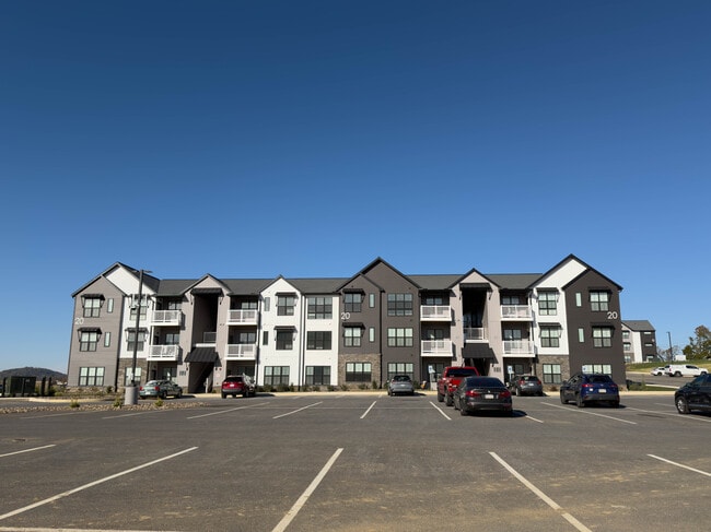 419 Apartments, Lebanon, PA 17042 - photo 2