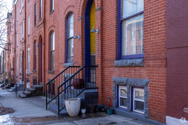 Nsoroma Academy for Holistic Thought is a community based and family oriented environment.