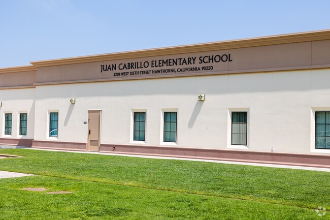 Juan Cabrillo Elementary School is located on W 135th St in Hawthorne, CA.