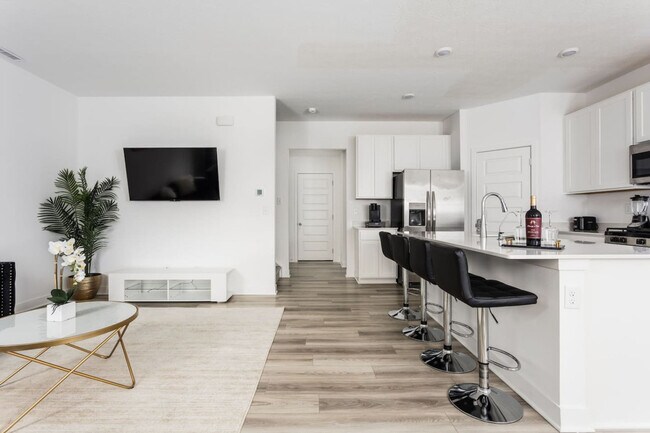 17355 Wellburn Dr unit ID1373721P, Westfield, IN 46074 - photo 2