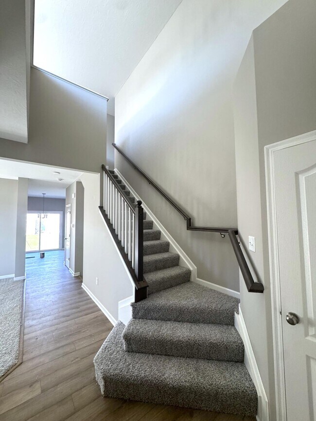 1515 Georgia Rd, Circleville, OH 43113 - photo 4