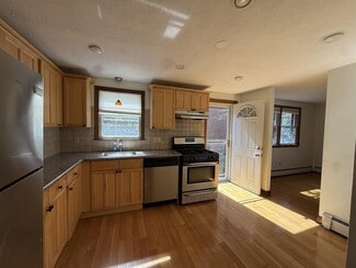 22 Saville St, Cambridge, MA 02138
