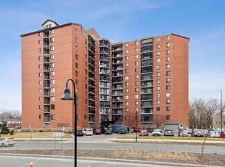 6500 Woodlake Dr Unit 1013, Richfield, MN 55423