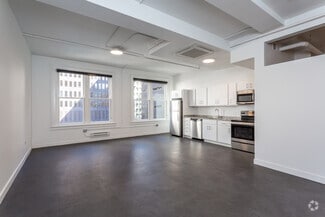 319 7th St, Des Moines, IA 50309