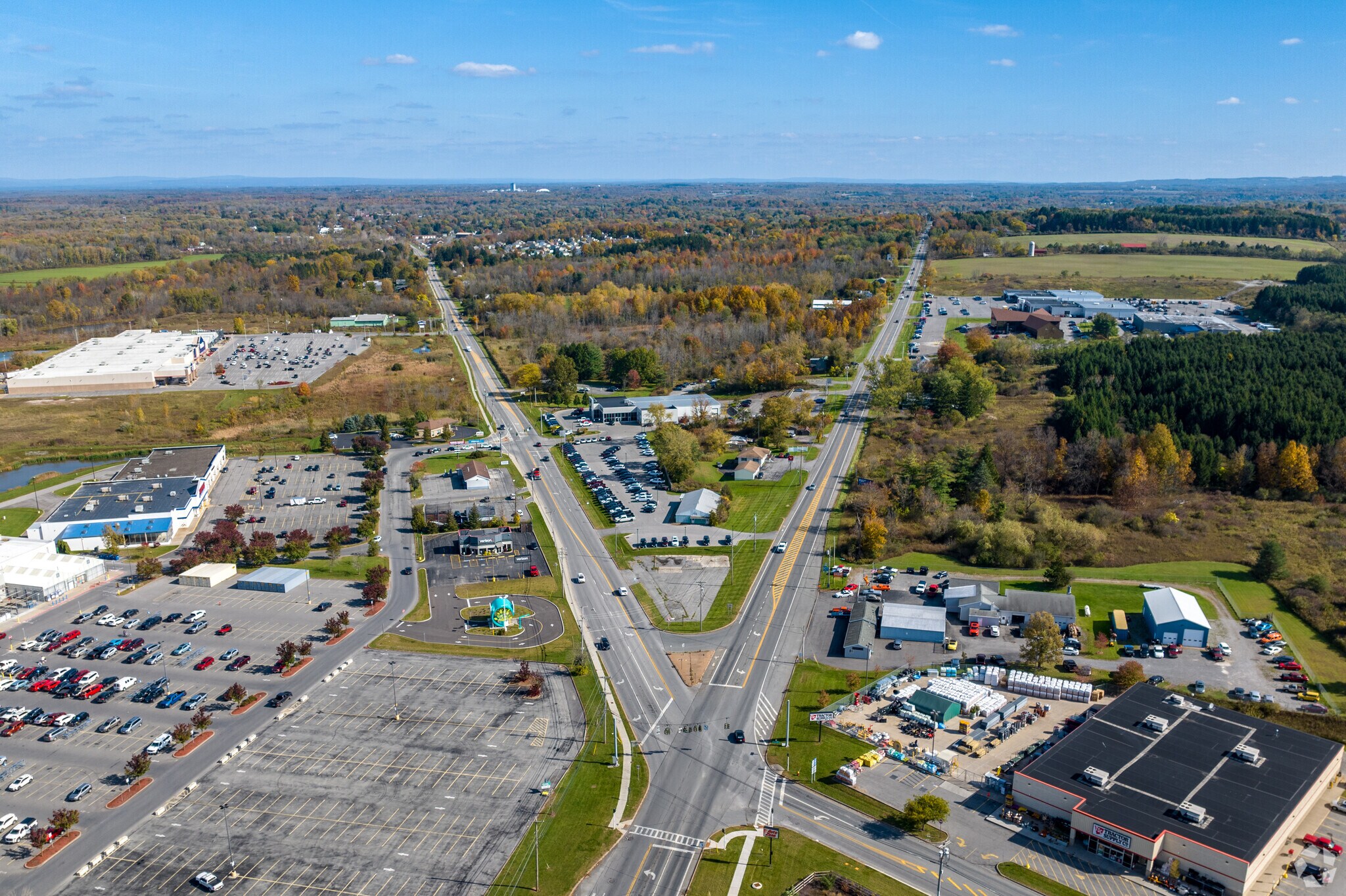 Genesse Street and Lenox Ave are the two main roads into downtown Oneida.