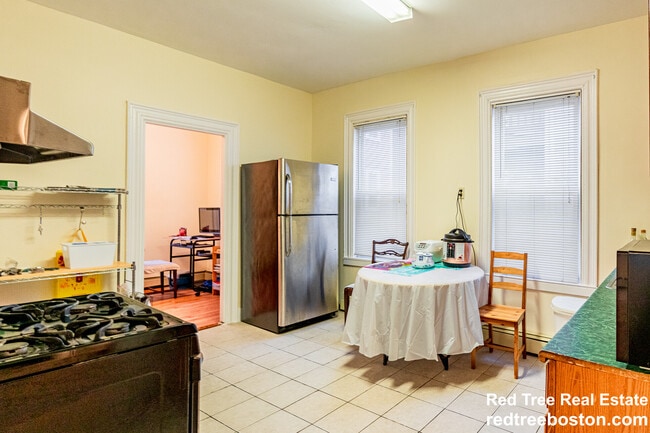 103 Calumet St unit 3, Roxbury Crossing, MA 02120 - photo 6