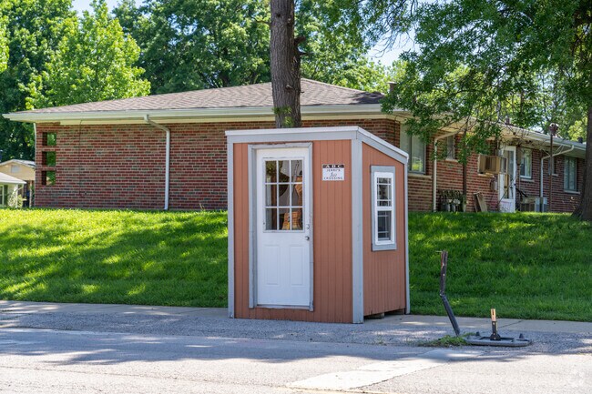 Kratz Elementary School has a crossing guard posted at the start and end of class.
