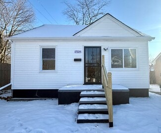 17224 Waveney St, Detroit, MI 48224