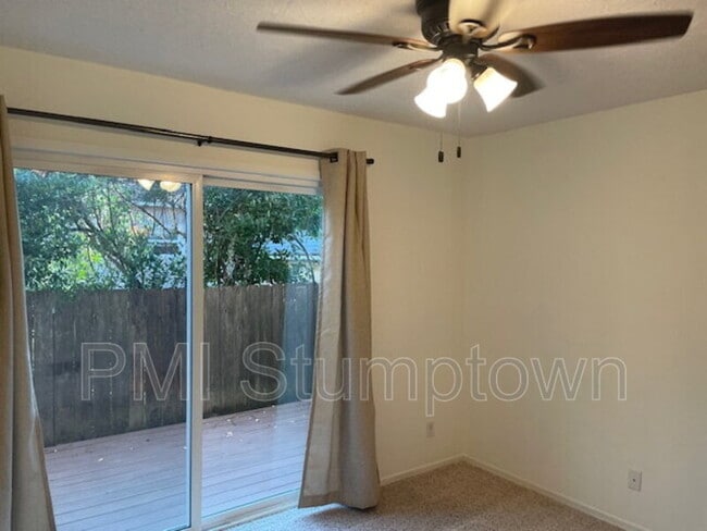 2028 NE Clackamas St, Portland, OR 97232 - photo 6