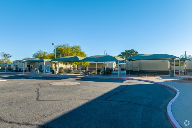 Mesa's Sun Valley High School fosters a vibrant and supportive learning environment.