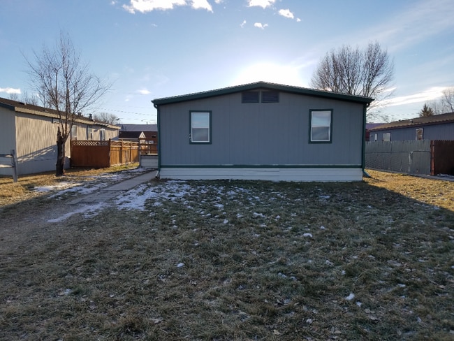 407 W Jefferson St, Three Forks, MT 59752 - photo 4
