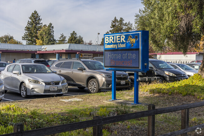 Brier Elementary School is part of Fremont Unified School District.