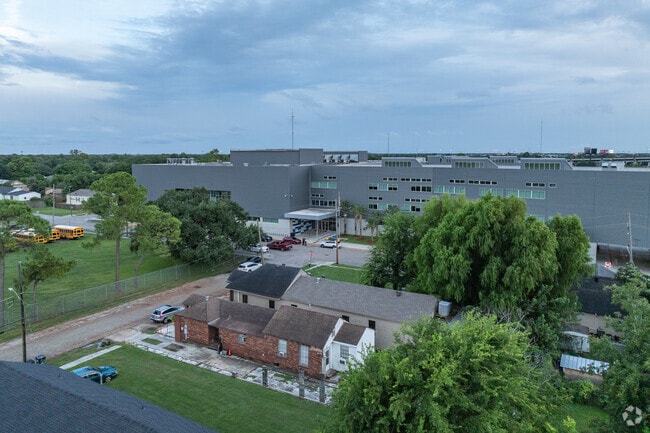 L.B Lanry High School