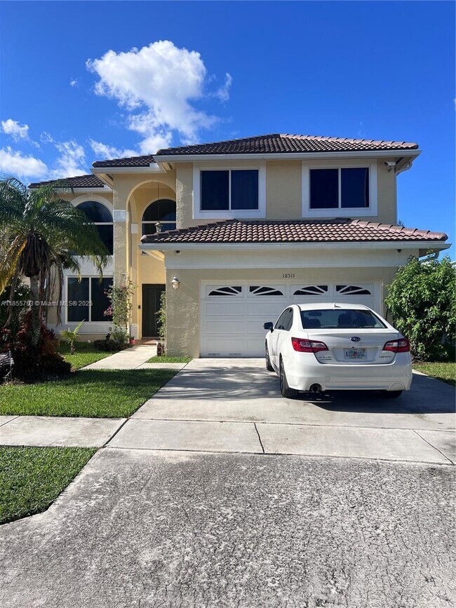 18511 NW 14th St, Pembroke Pines, FL 33029