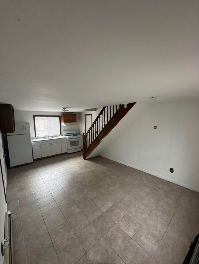 17 Towne Ln unit 17 Towne Ln Centerea, Centereach, NY 11720 - photo 5