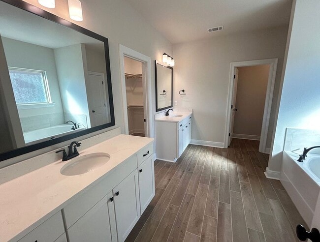 428 E Tweet St, Freeport, FL 32439 - photo 7