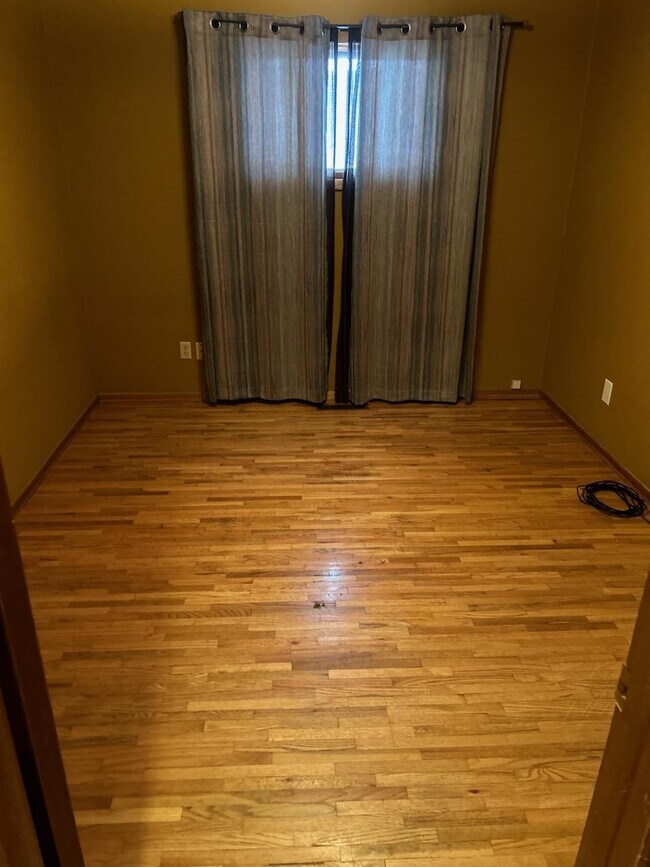 1407 E Spokane Ave unit West Room, Coeur D Alene, ID 83814 - photo 3