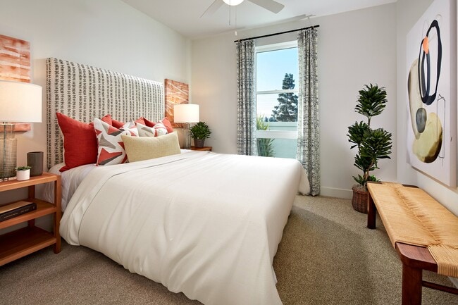 Symmetry, Northridge, CA 91324 - photo 5