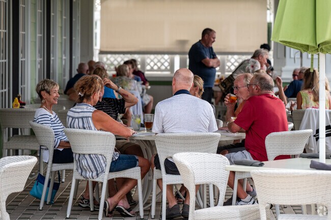 Village of Amelia residents can eat and golf at nearby Mallory Hill Country Club.