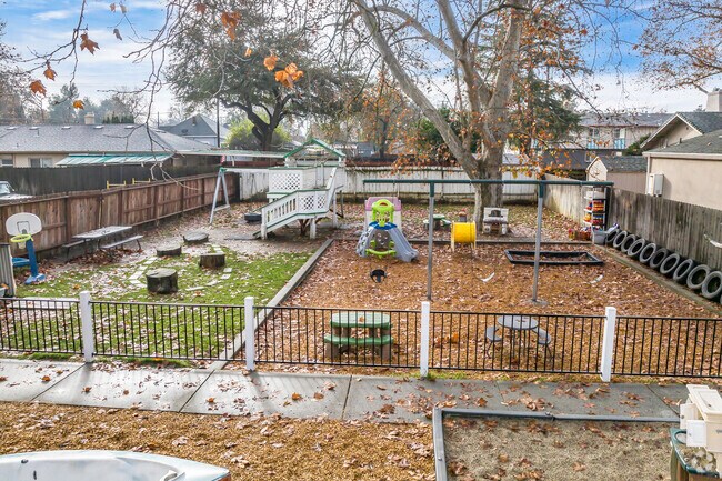 Your kids will enjoy learning in the inspiring atmosphere of Community Christian Academy.
