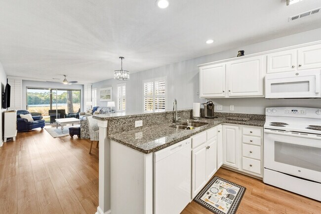 568 Pinehurst Ln unit ID1370709P, Pawleys Island, SC 29585 - photo 6