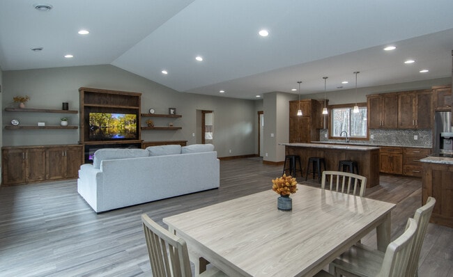 11607 Forestview Dr S, Baxter, MN 56425 - photo 3