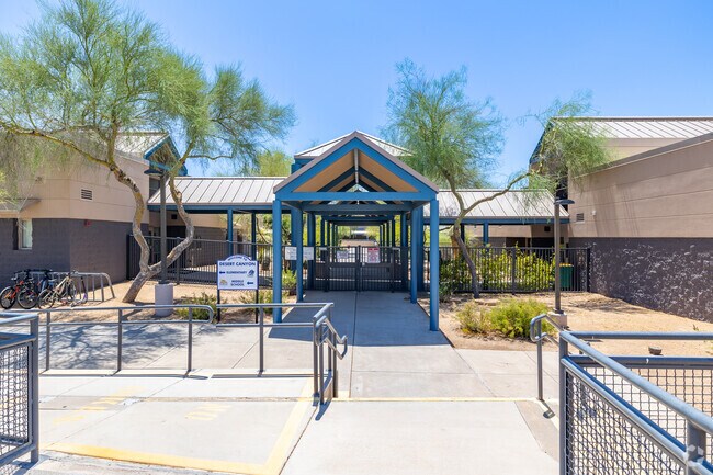 Encouraging creativity and curiosity at Desert Canyon Middle School in Scottsdale, AZ.